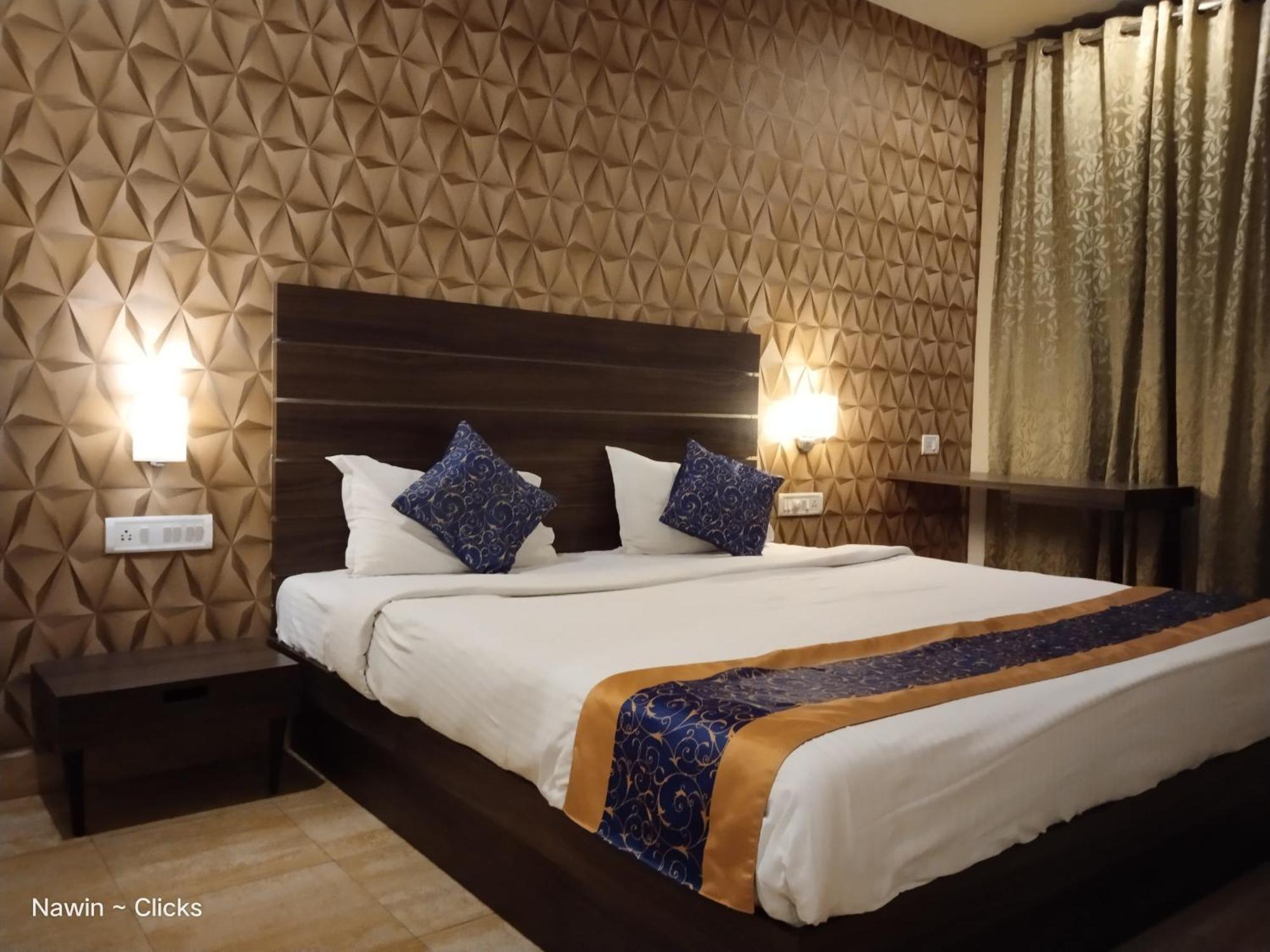 Redfox Hotel- Aminjikarai Τσενάι Εξωτερικό φωτογραφία