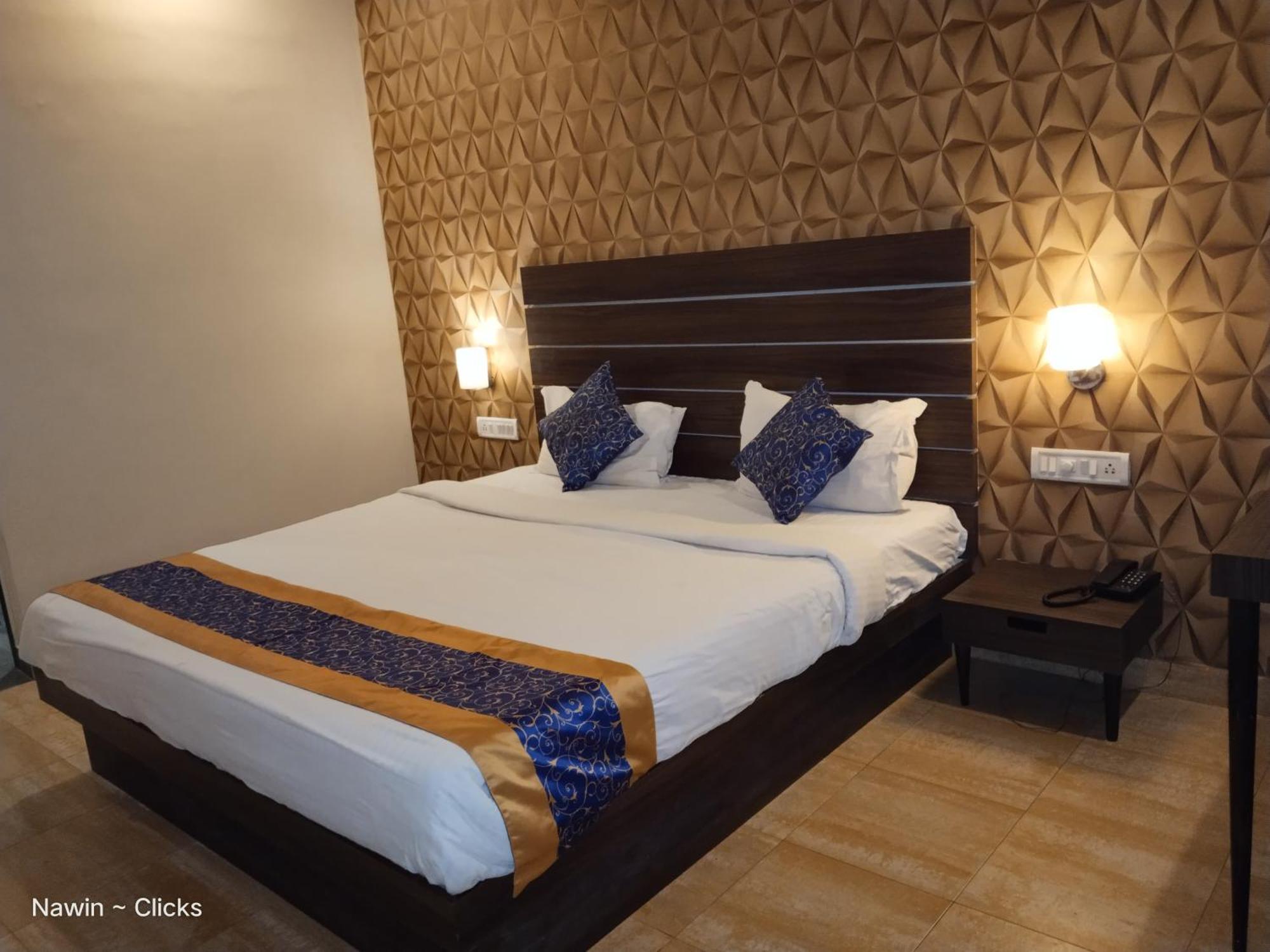 Redfox Hotel- Aminjikarai Τσενάι Εξωτερικό φωτογραφία
